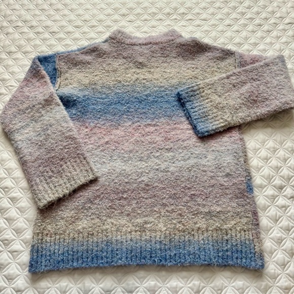 NWT Wild Fable Oversize Boucle Crew Sweater Pink/Blue/Gray/Cream Ombré Stripe XS - Picture 12 of 14